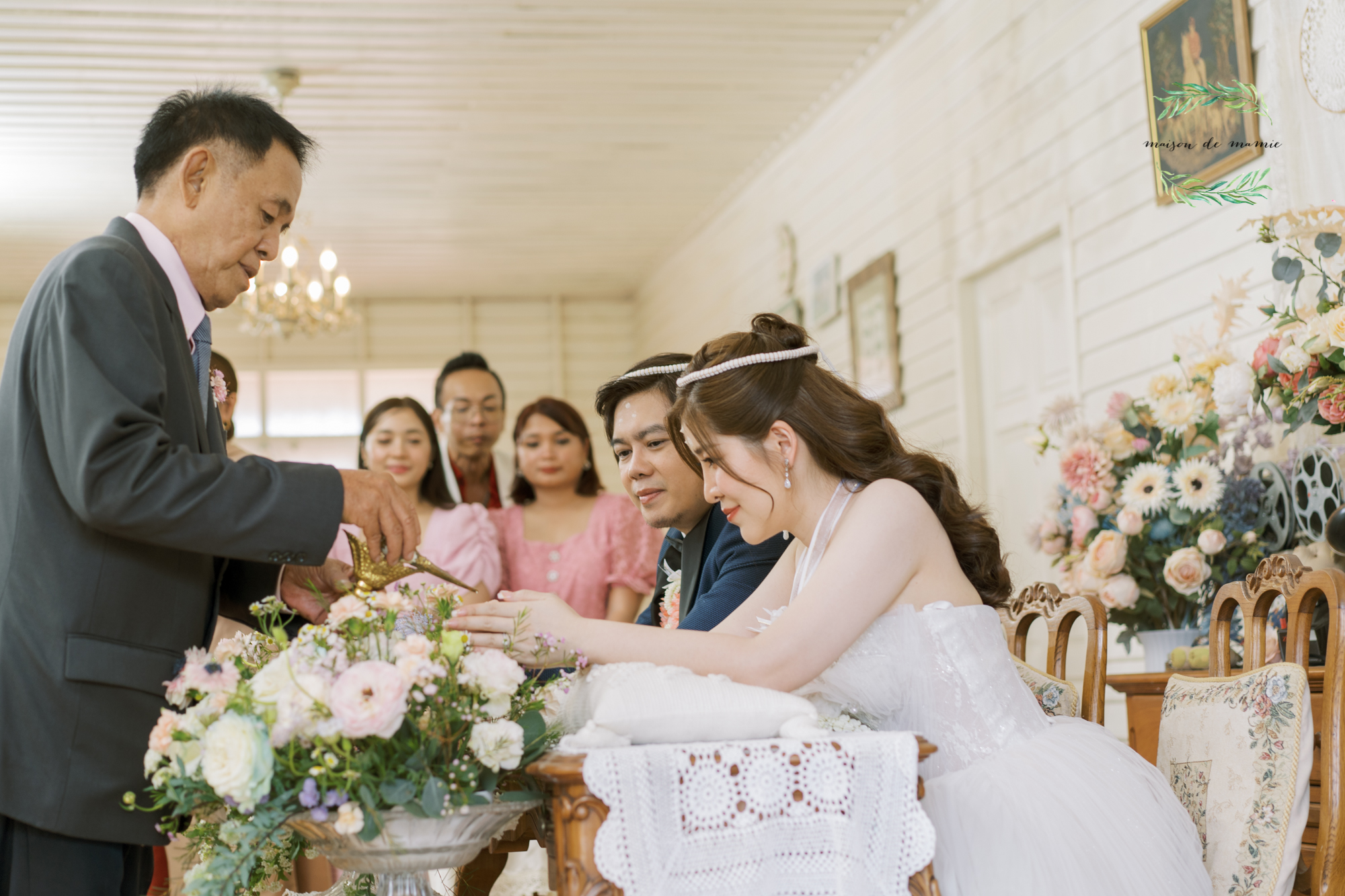 thai wedding photo at Maison de Mamie wedding venue, garden wedding, Thai wedding ceremony, Thailand wedding destination,
Thailand wedding venue, vintage wedding