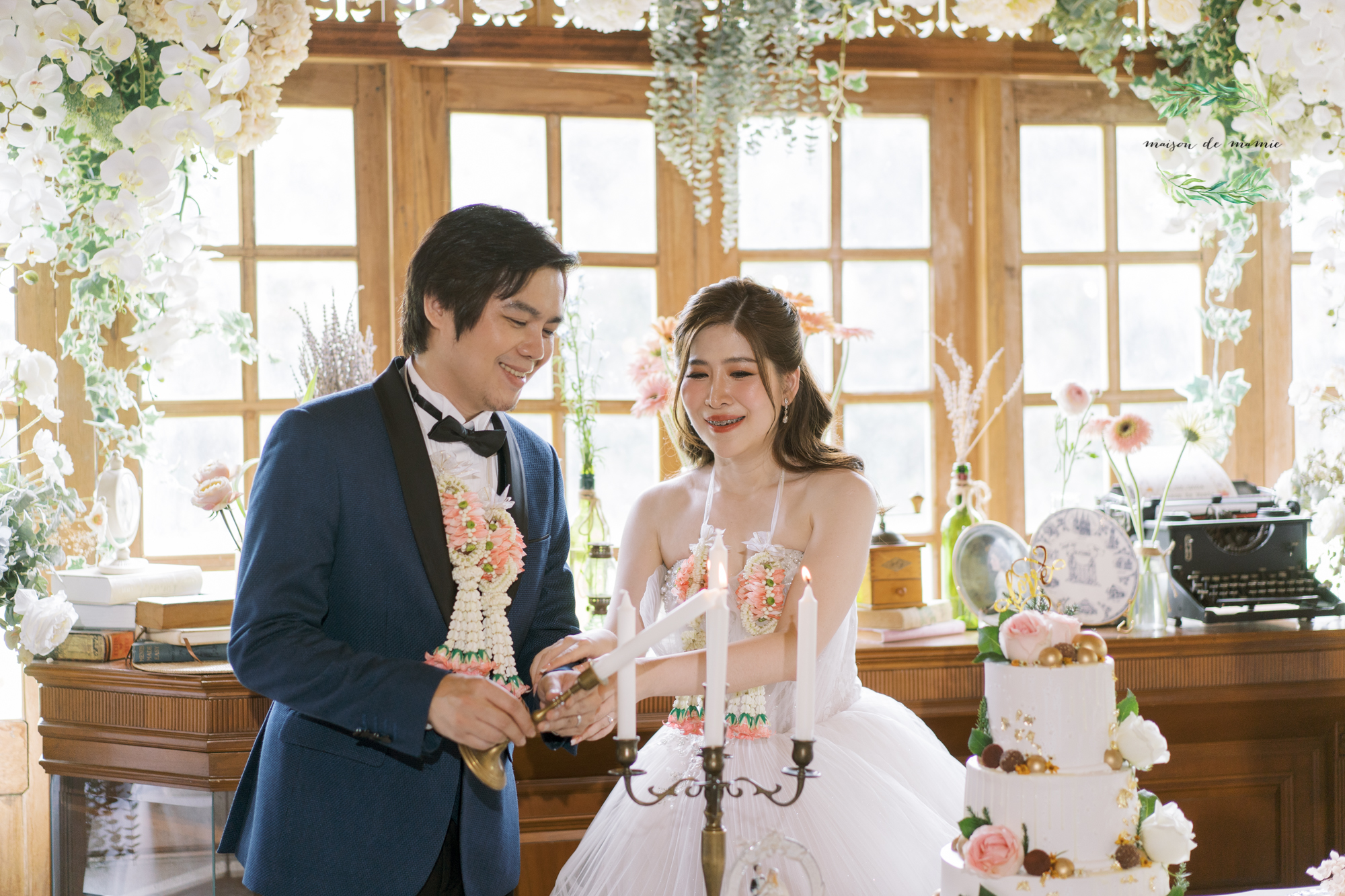 thai wedding photo at Maison de Mamie wedding venue, garden wedding, Thai wedding ceremony, Thailand wedding destination,
Thailand wedding venue, vintage wedding
