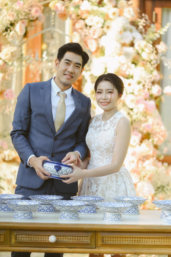 thai wedding photo at Maison de Mamie wedding venue, garden wedding, Thai wedding ceremony, Thailand wedding destination,
Thailand wedding venue, vintage wedding