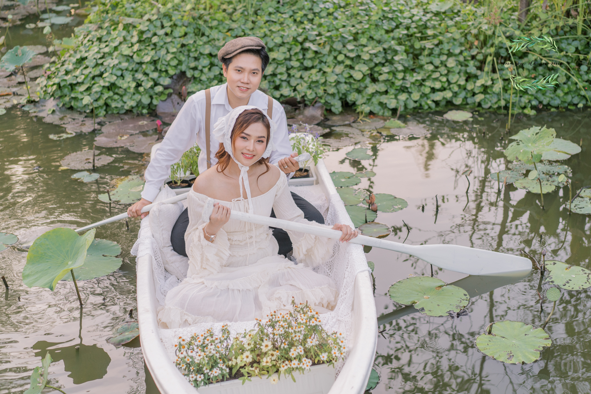 pre wedding photography, vintage wedding photo, garden wedding, maison de mamie wedding venue, wedding photography