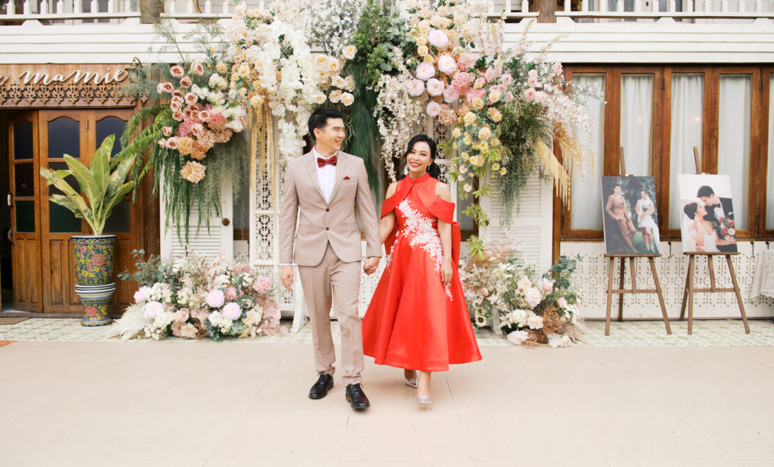 thai wedding photo at Maison de Mamie wedding venue, garden wedding, Thai wedding ceremony, Thailand wedding destination, Thailand wedding venue, vintage wedding