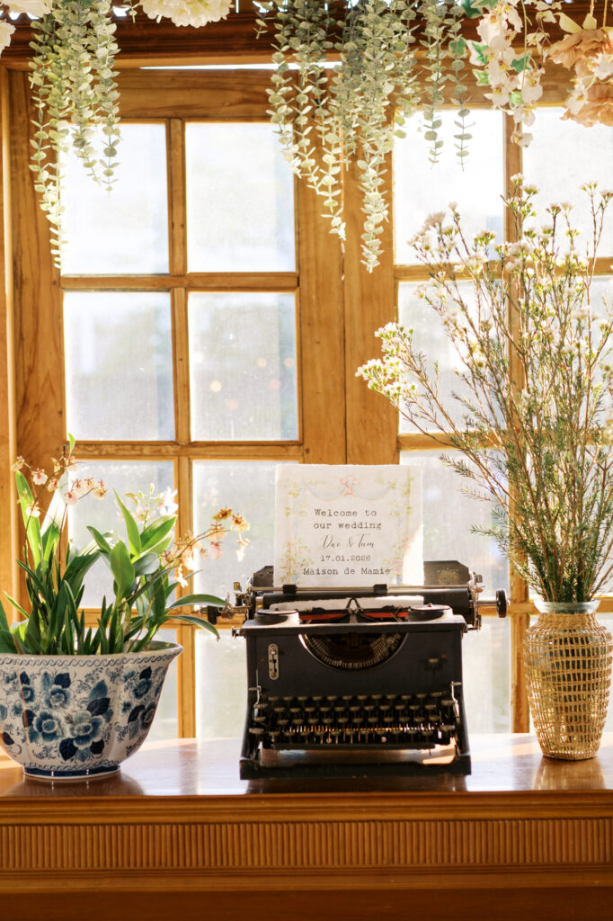 สถานที่จัดงานแต่งงานสมุทรปราการ, สถานที่จัดงานแต่งงาน, เมซองเดอมามี, maisondemamie, wedding venue, wedding photo, thai wedding, vintage wedding, classic wedding,ชุดไทยพาสรรธ์, ชุดไทยนุ่งสด