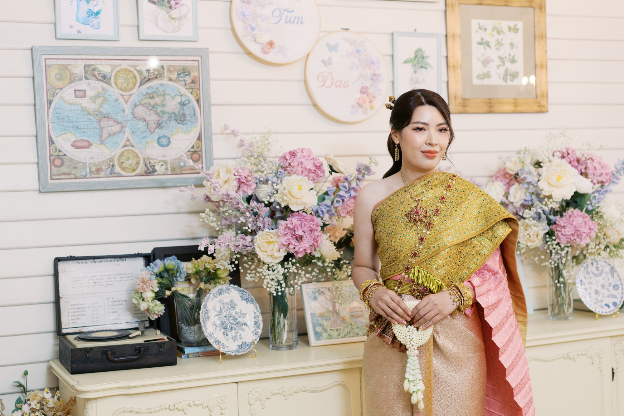 สถานที่จัดงานแต่งงานสมุทรปราการ, สถานที่จัดงานแต่งงาน, เมซองเดอมามี, maisondemamie, wedding venue, wedding photo, thai wedding, vintage wedding, classic wedding,ชุดไทยพาสรรธ์, ชุดไทยนุ่งสด