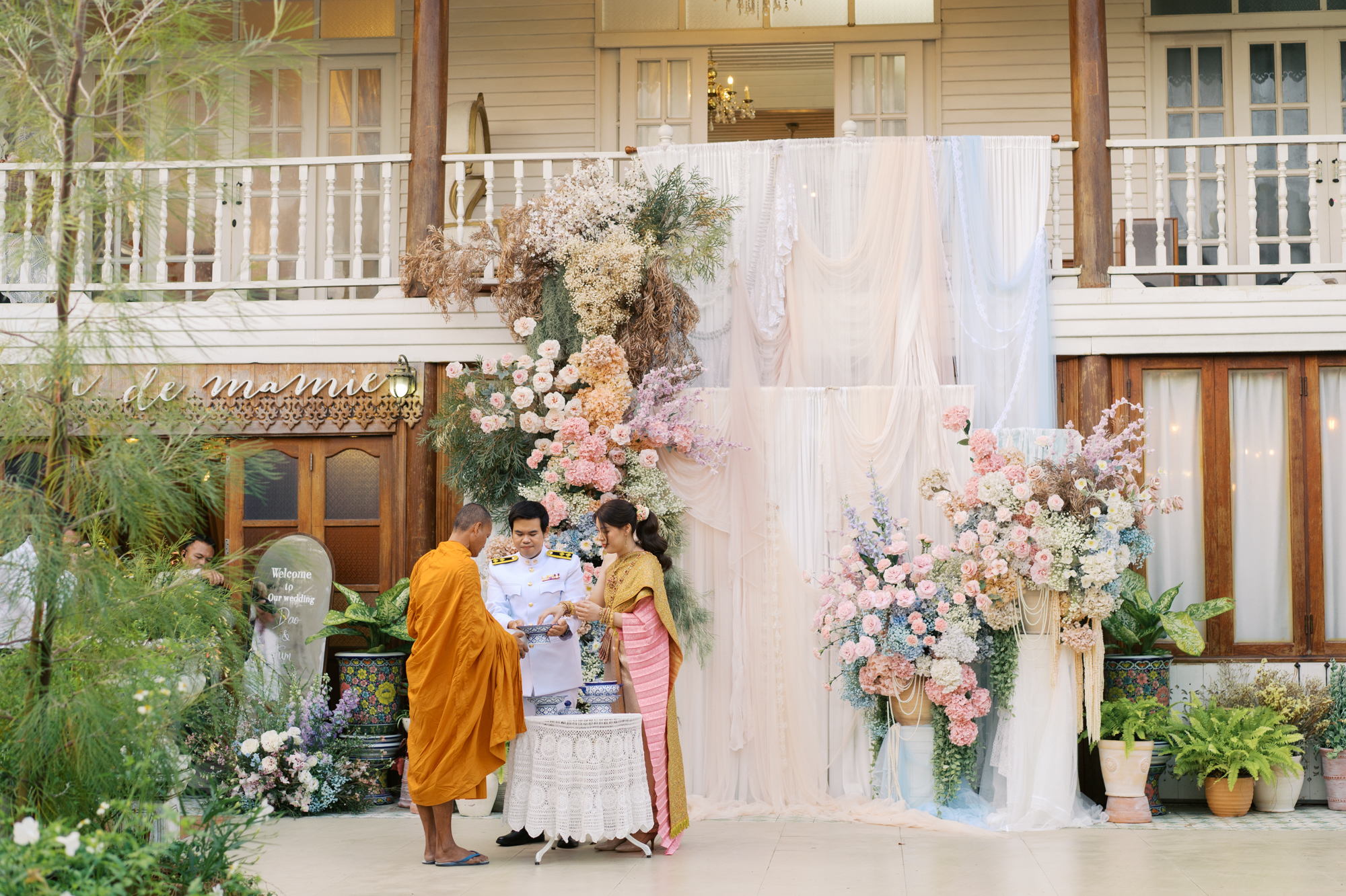 สถานที่จัดงานแต่งงานสมุทรปราการ, สถานที่จัดงานแต่งงาน, เมซองเดอมามี, maisondemamie, wedding venue, wedding photo, thai wedding, vintage wedding, classic wedding,ชุดไทยพาสรรธ์, ชุดไทยนุ่งสด