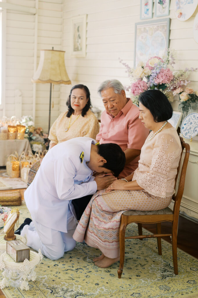 สถานที่จัดงานแต่งงานสมุทรปราการ, สถานที่จัดงานแต่งงาน, เมซองเดอมามี, maisondemamie, wedding venue, wedding photo, thai wedding, vintage wedding, classic wedding,ชุดไทยพาสรรธ์, ชุดไทยนุ่งสด