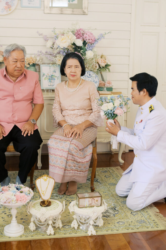 สถานที่จัดงานแต่งงานสมุทรปราการ, สถานที่จัดงานแต่งงาน, เมซองเดอมามี, maisondemamie, wedding venue, wedding photo, thai wedding, vintage wedding, classic wedding,ชุดไทยพาสรรธ์, ชุดไทยนุ่งสด