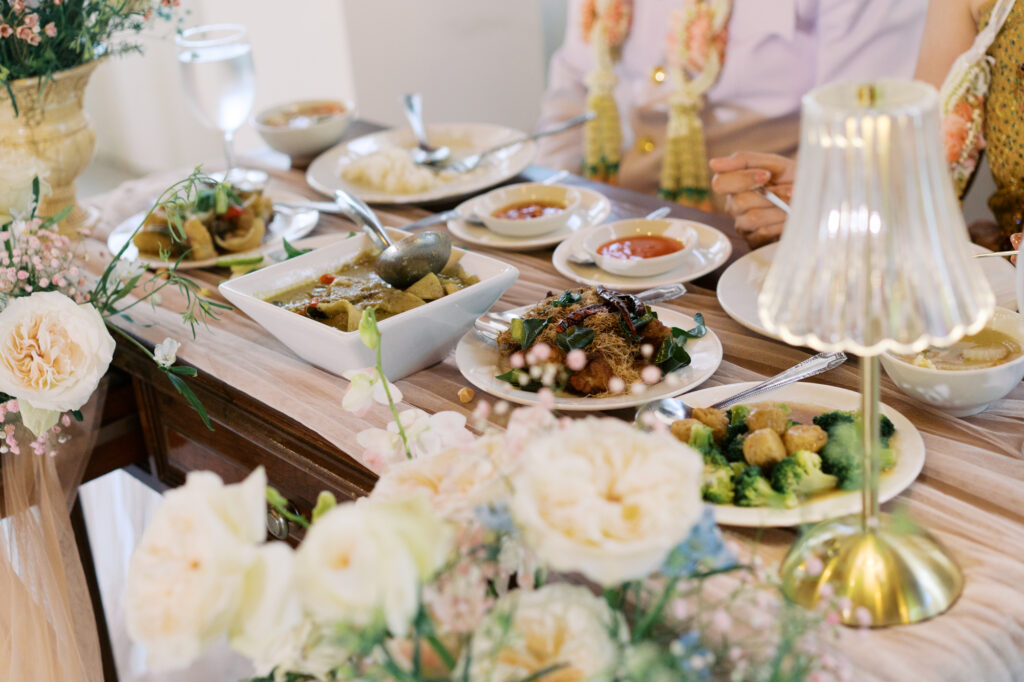 สถานที่จัดงานแต่งงานสมุทรปราการ, สถานที่จัดงานแต่งงาน, เมซองเดอมามี, maisondemamie, wedding venue, wedding photo, thai wedding, vintage wedding, classic wedding,ชุดไทยพาสรรธ์, ชุดไทยนุ่งสด