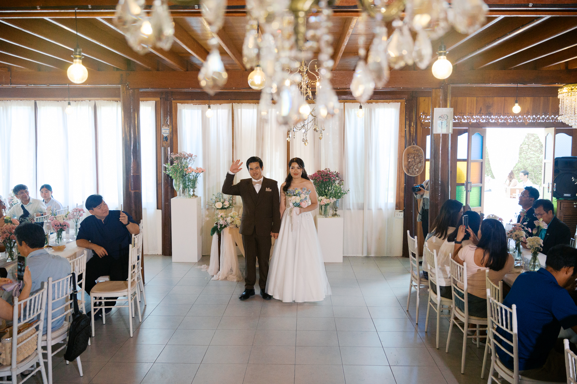 สถานที่จัดงานแต่งงานสมุทรปราการ, สถานที่จัดงานแต่งงาน, เมซองเดอมามี, maisondemamie, wedding venue, wedding photo, thai wedding, vintage wedding, classic wedding,ชุดไทยพาสรรธ์, ชุดไทยนุ่งสด