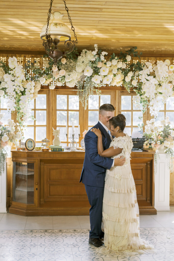 สถานที่จัดงานแต่งงานสมุทรปราการ, wedding venue, Thai house wedding, maison de mamie, garden wedding, vintage wedding, classic wedding, งานแต่งงานในสวน,พิธีไทย, thaiweddingceremony